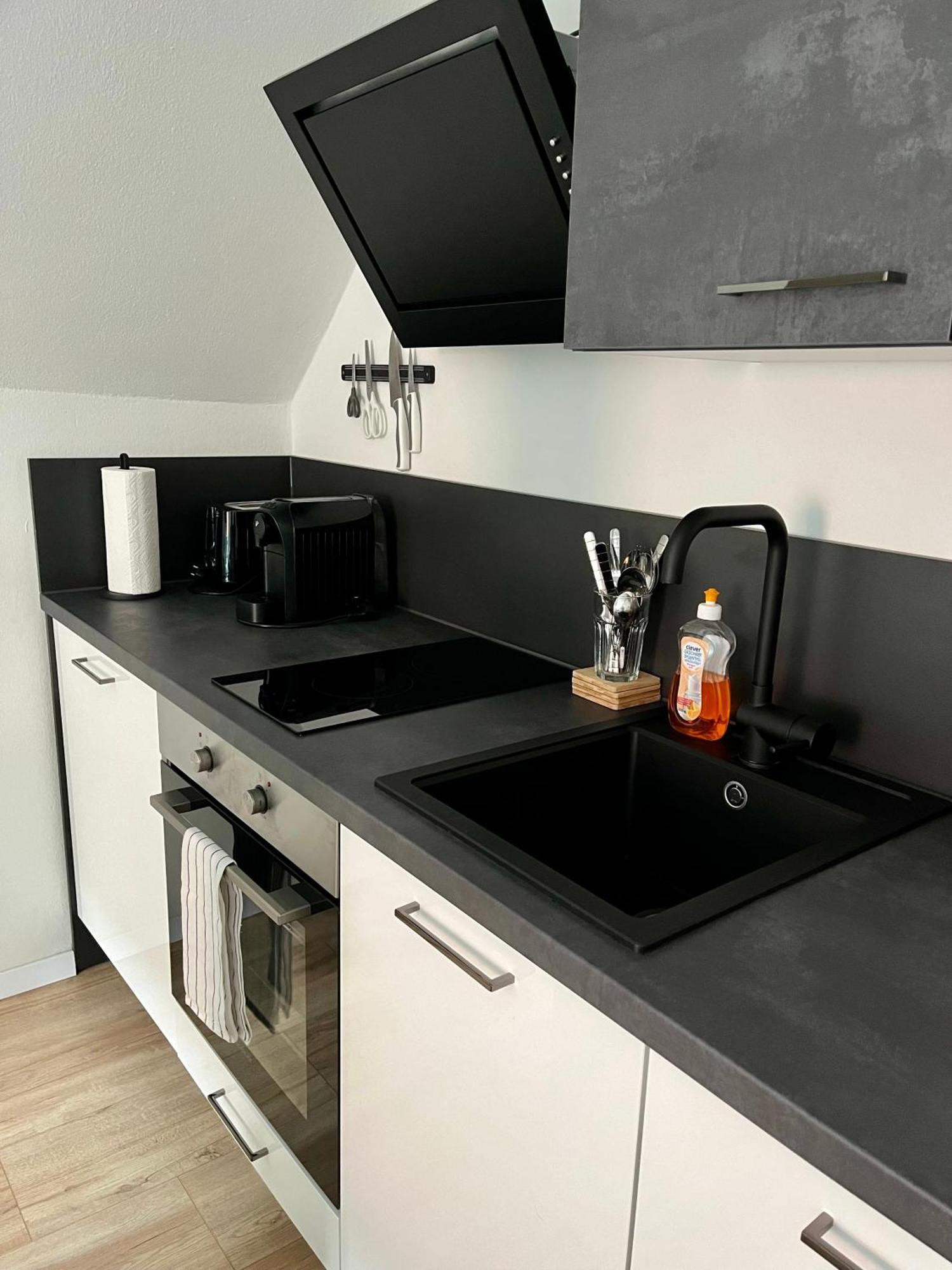 Flores City Center Studio - Easy Self-Check-In Graz Eksteriør billede