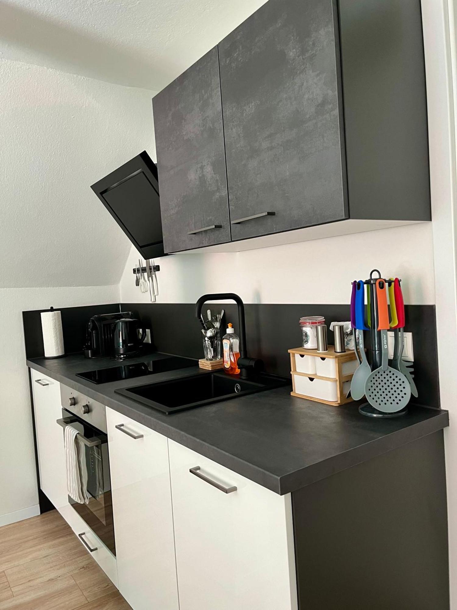 Flores City Center Studio - Easy Self-Check-In Graz Eksteriør billede