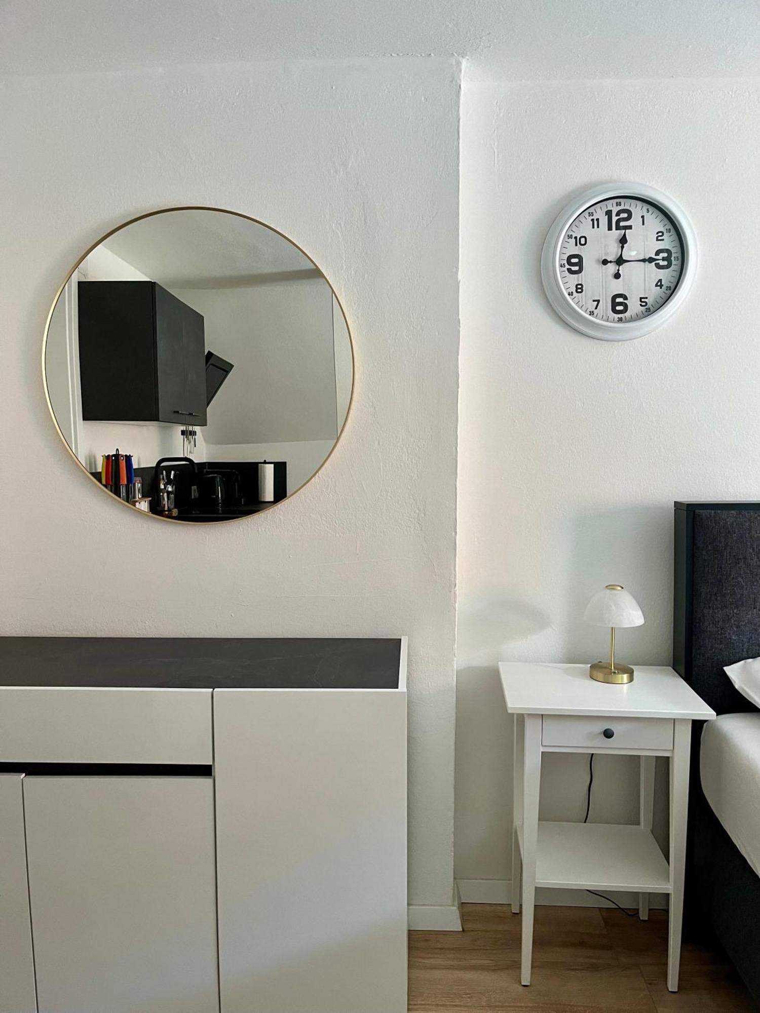 Flores City Center Studio - Easy Self-Check-In Graz Eksteriør billede